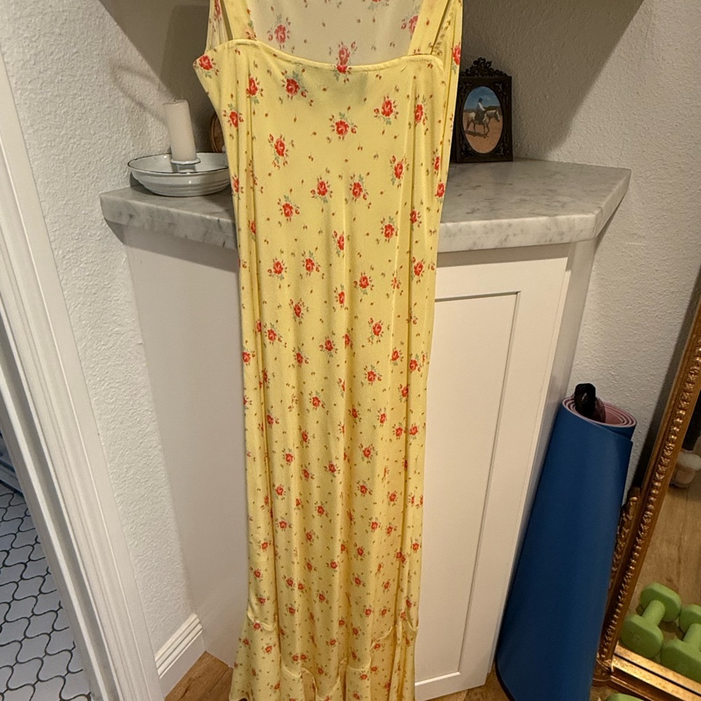 Realisation Par Yellow Dress with Red Floral Design - Picture 3 of 10